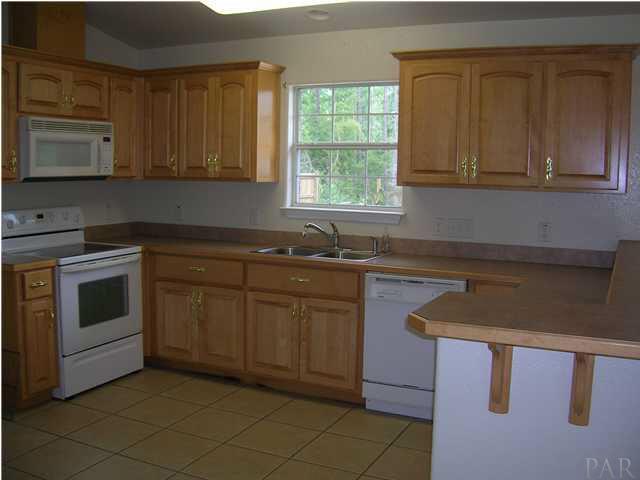 5592 Dupree Road Milton, FL 32570 - Photo 3 of 13 Gallery Image 3