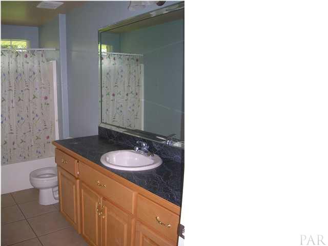 5592 Dupree Road Milton, FL 32570 - Photo 6 of 13 Gallery Image 6