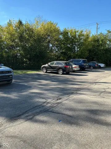 $200,000 | 6018 South Bay Drive, Indianapolis, IN 46250