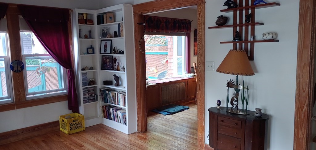 24-26 Beaconsfield Road Worcester, MA 01602 - Photo 2 of 21