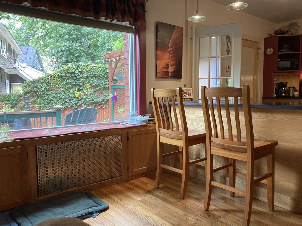 24-26 Beaconsfield Road Worcester, MA 01602 - Photo 4 of 21