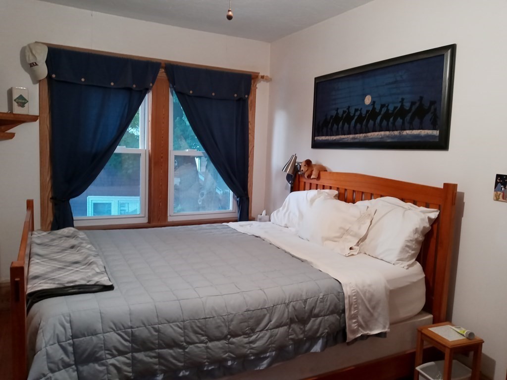 24-26 Beaconsfield Road Worcester, MA 01602 - Photo 7 of 21