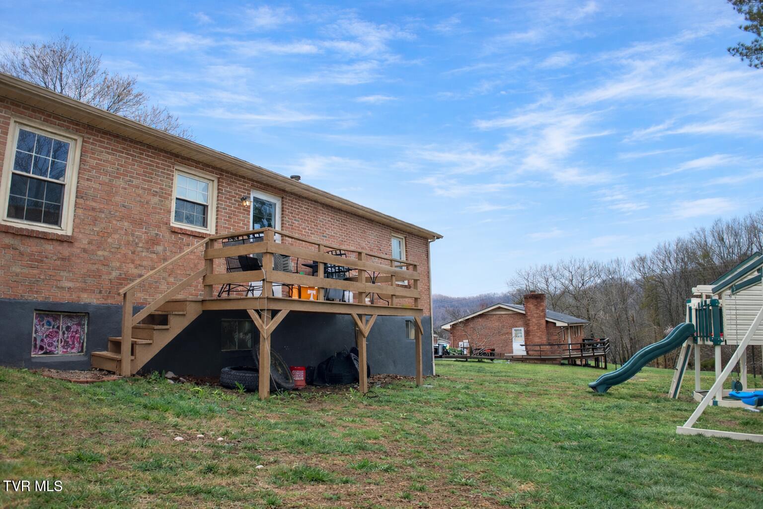361 Springfield Drive Bristol, TN 37620 - Photo 25 of 26 backyard