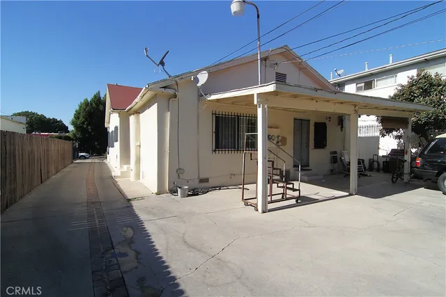 $1,999,900 | 1108 North Kenmore Avenue, Los Angeles, CA 90029