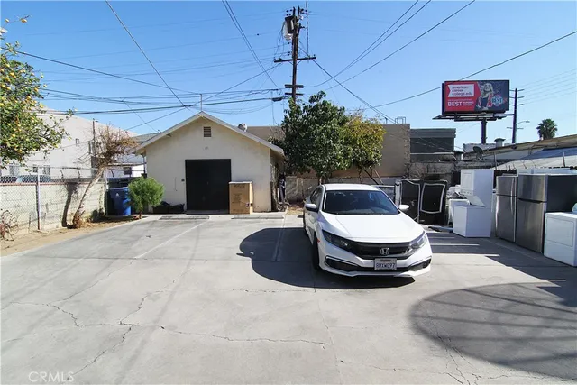 $1,999,900 | 1108 North Kenmore Avenue, Los Angeles, CA 90029