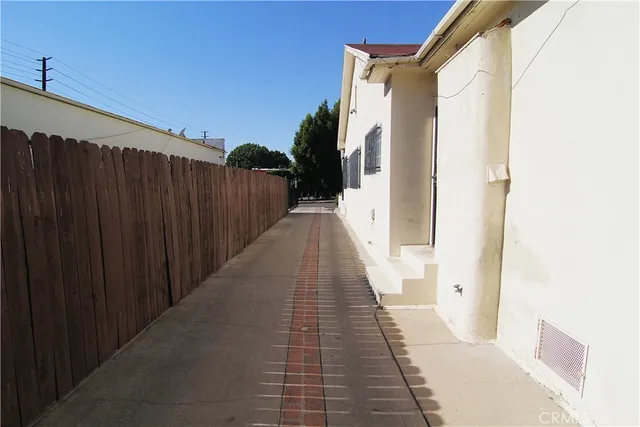 $1,999,900 | 1108 North Kenmore Avenue, Los Angeles, CA 90029