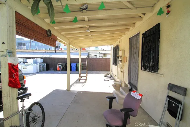 $1,999,900 | 1108 North Kenmore Avenue, Los Angeles, CA 90029