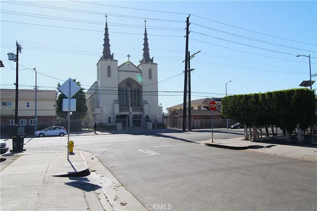 $1,999,900 | 1108 North Kenmore Avenue, Los Angeles, CA 90029