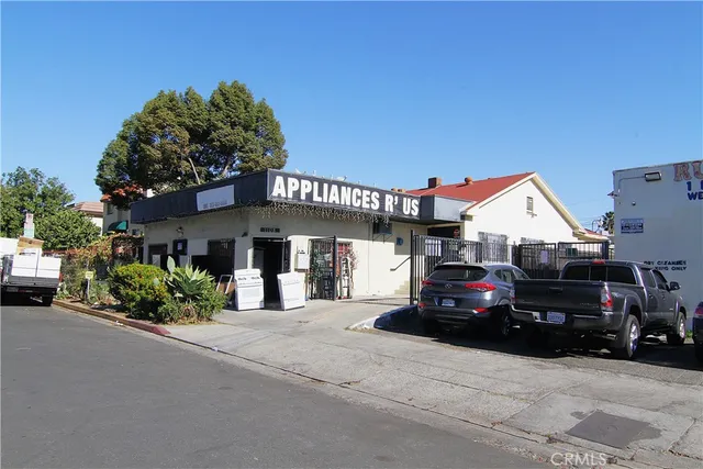 $1,999,900 | 1108 North Kenmore Avenue, Los Angeles, CA 90029
