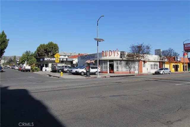 $1,999,900 | 1108 North Kenmore Avenue, Los Angeles, CA 90029