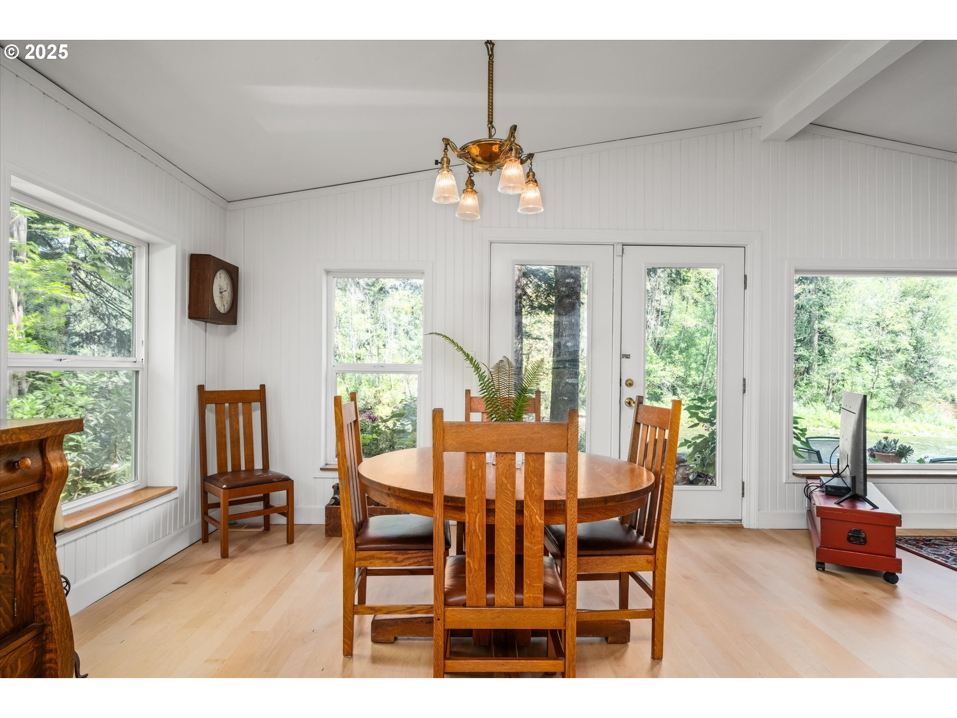 56582 North Bank Road Blue River, OR 97413 - Photo 8 of 41 Dining Room