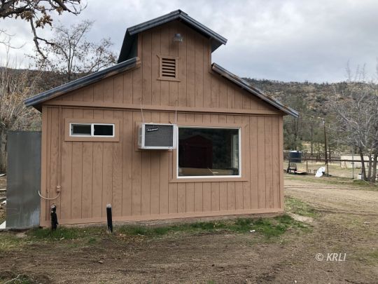 6553 Caliente Bodfish Road Caliente, CA 93518 - Photo 3 of 15 a front view of a house with a yard