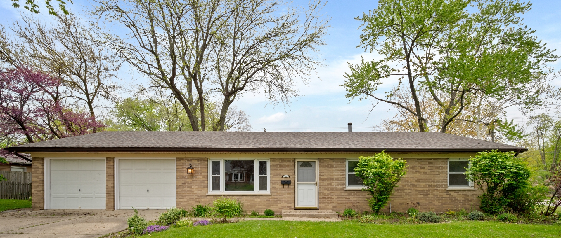 16 Circle Drive East Montgomery, IL 60538 - Photo 1 of 33 a view of house with yard and front view
