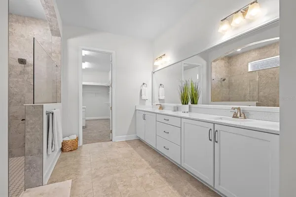 $3,100 | 13930 Natures Reserve Drive, Lithia, FL 33547
