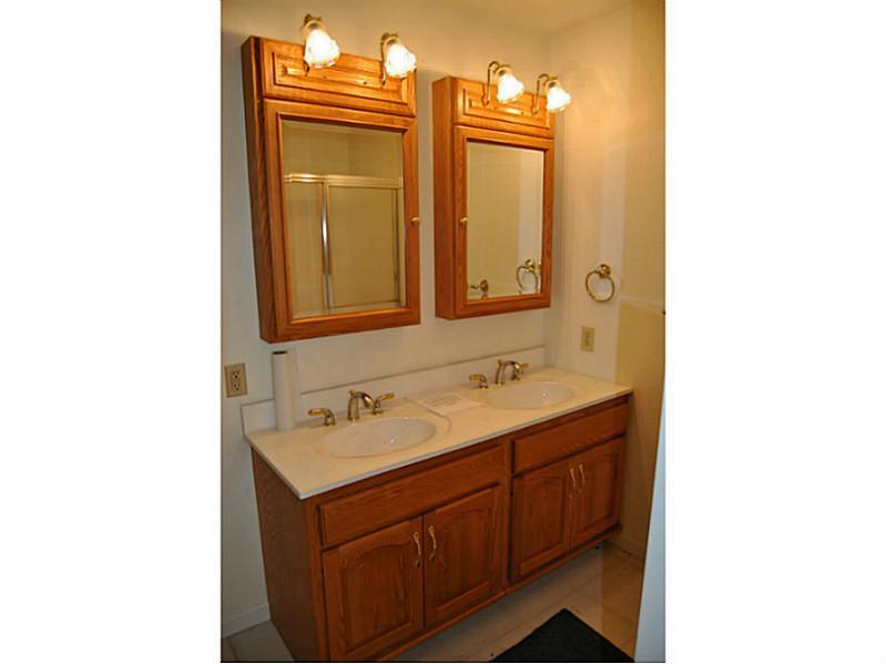 542 Lutz School Road Indiana, PA 15701 - Photo 15 of 23 Full Bath.
