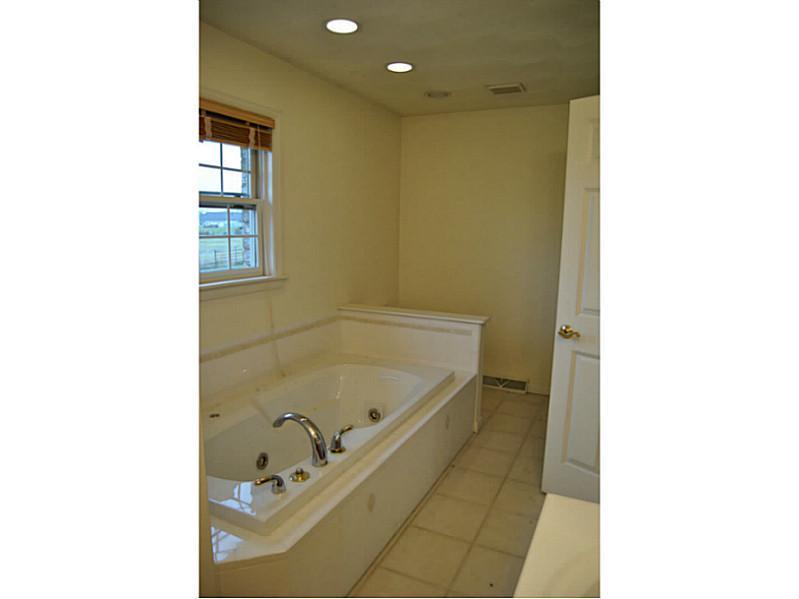 542 Lutz School Road Indiana, PA 15701 - Photo 17 of 23 Full Bath.