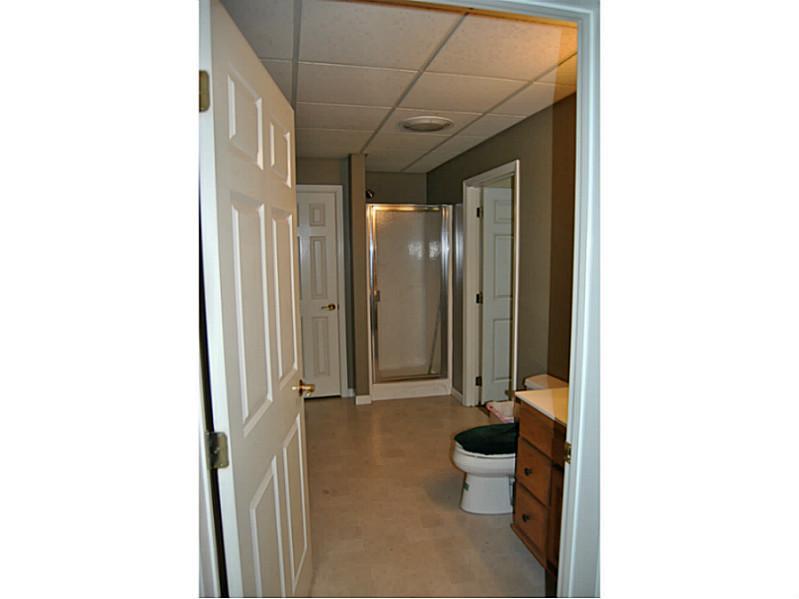 542 Lutz School Road Indiana, PA 15701 - Photo 22 of 23 Full Bath.