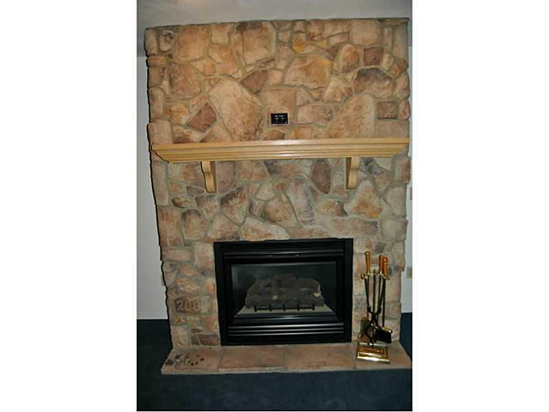 542 Lutz School Road Indiana, PA 15701 - Photo 10 of 23 Living Room.