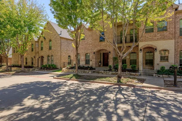 $2,800 | 6741 Cortona Lane, Frisco, TX 75034