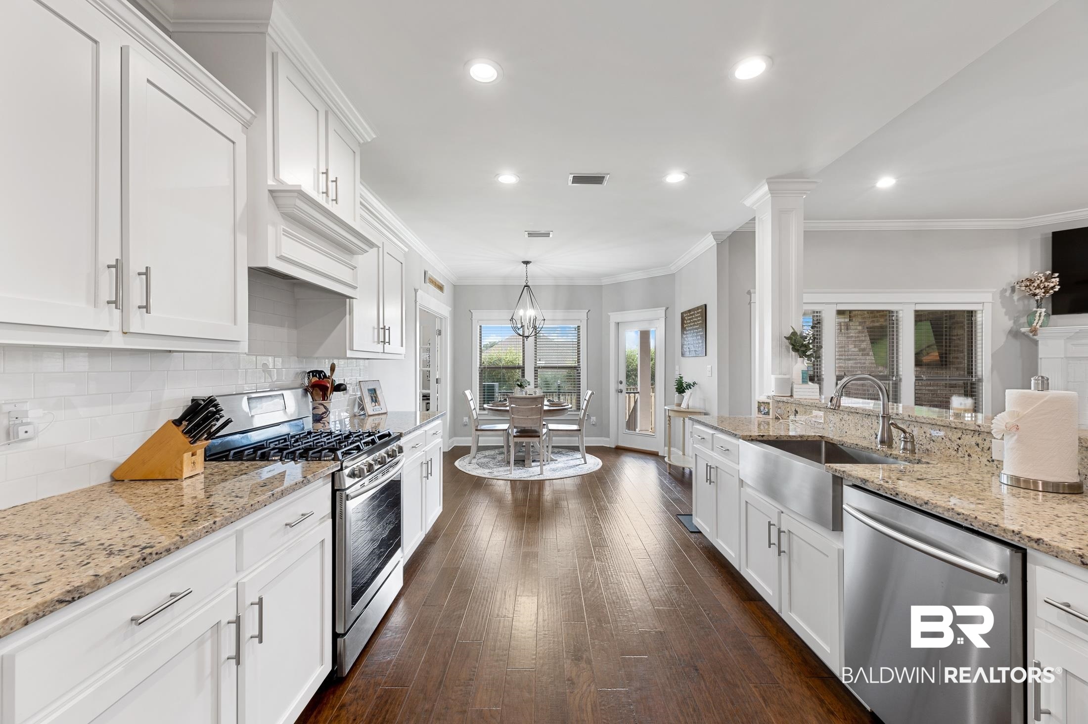 217 Garrison Boulevard Fairhope, AL 36532 - Photo 10 of 41 Kitchen to Breakfast