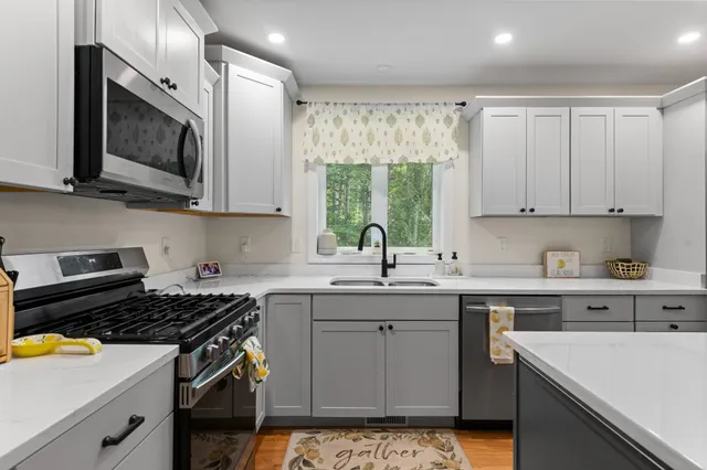 $795,000 | 187 Intervale Road, Canterbury, NH 03224