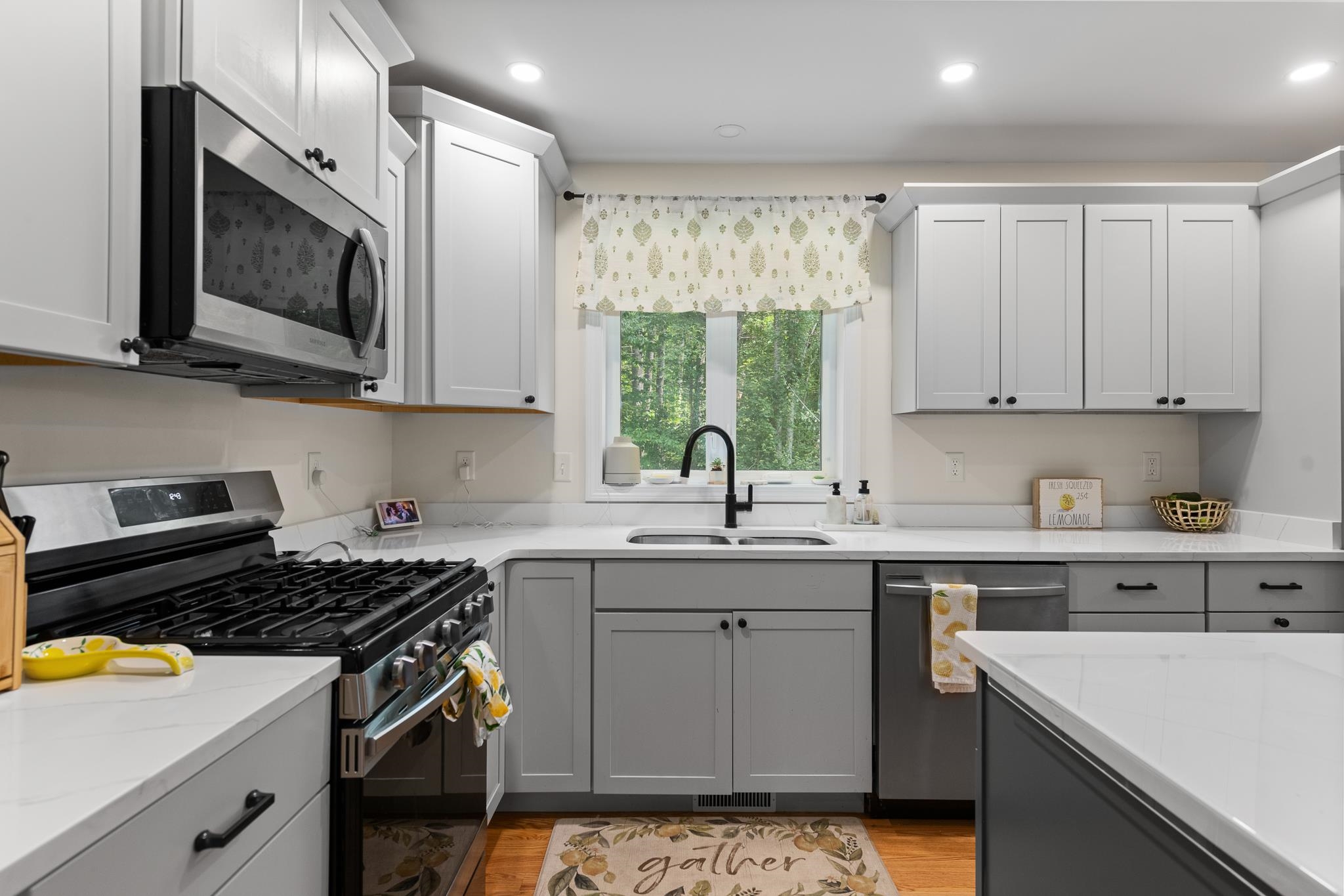 187 Intervale Road Canterbury, NH 03224 - Photo 7 of 30