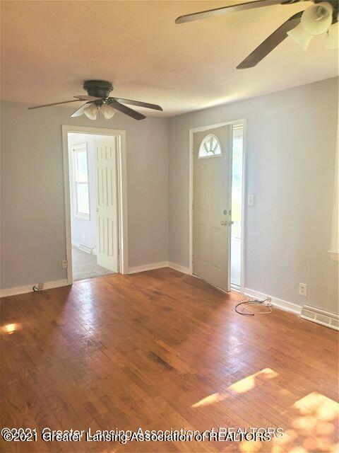 6051 Wise Road Lansing, MI 48911 - Photo 4 of 39 20210601162753029668000000-o