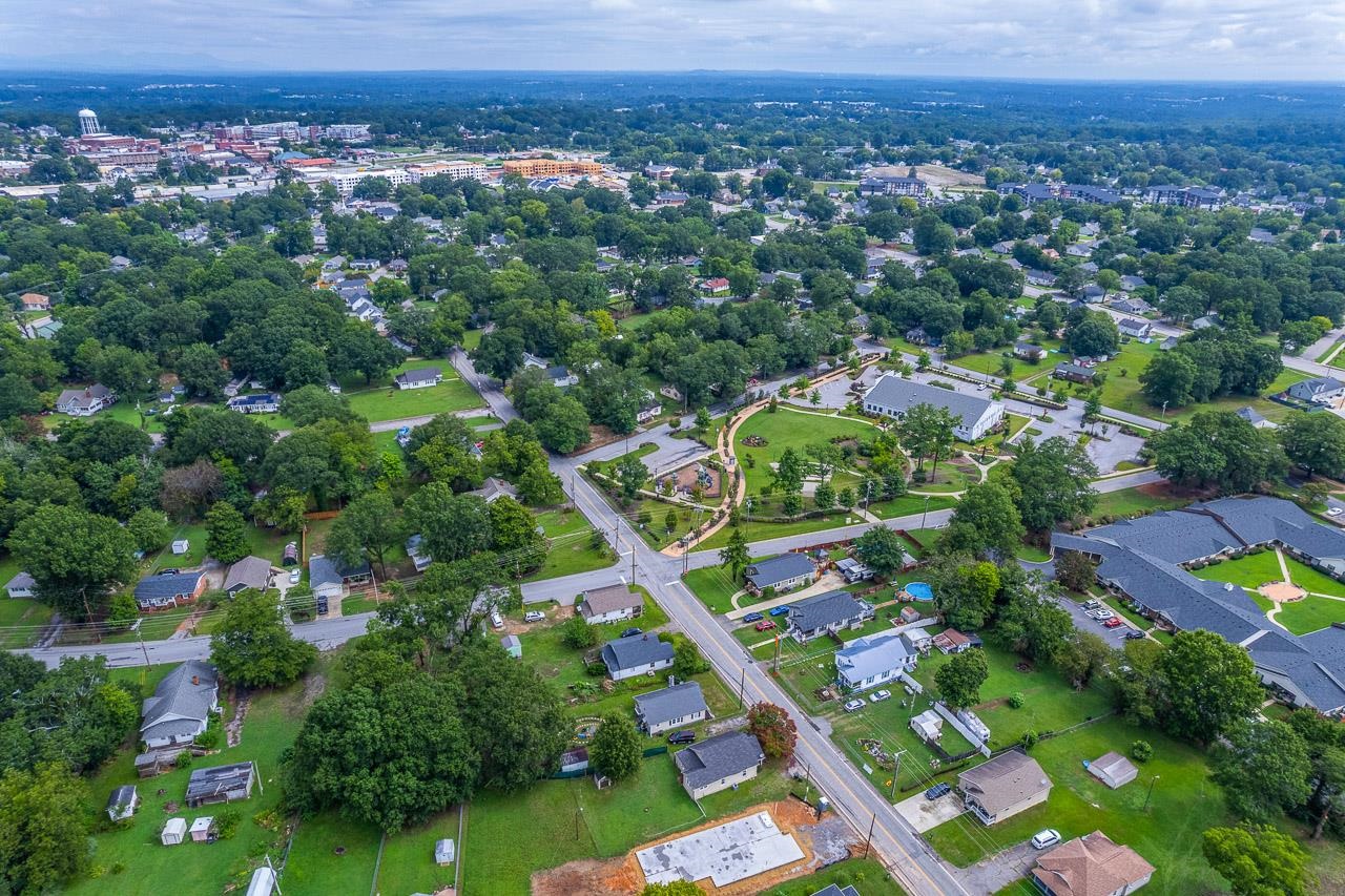 306 Poplar Drive Greer, SC 29651 - Photo 30 of 31