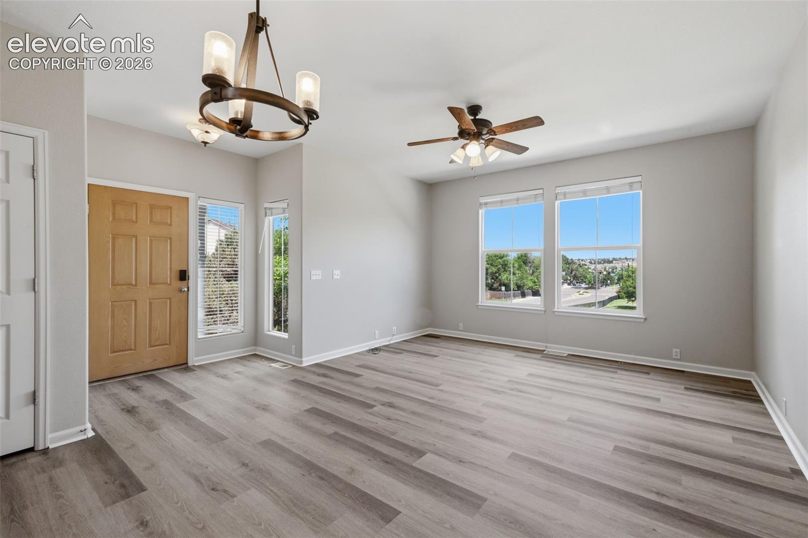 4191 Diamond Ridge View Colorado Springs, CO 80918 - Photo 14 of 38 Gallery Image 14