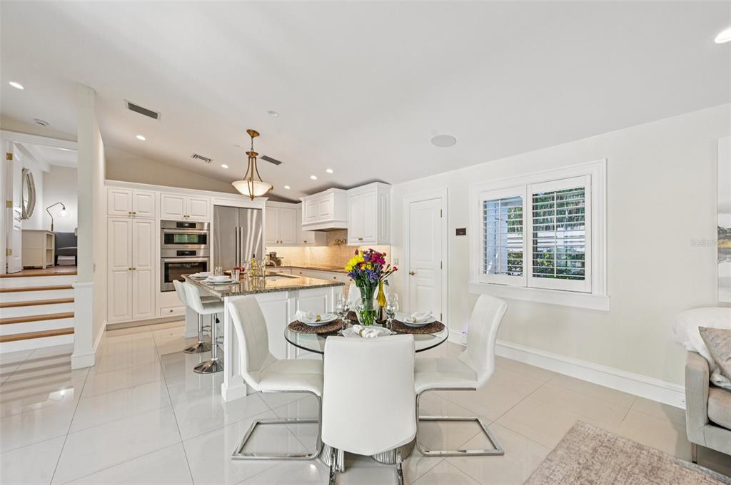 1121 Morningside Place Sarasota, FL 34236 - Photo 16 of 76