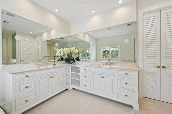 $14,500 | 1121 Morningside Place, Sarasota, FL 34236