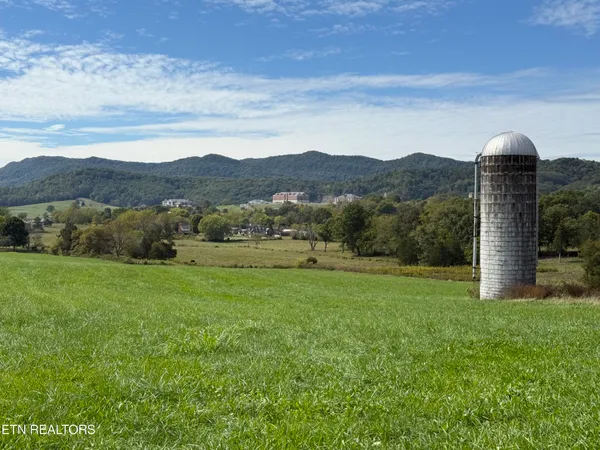 $499,000 | Tower Street, Harrogate, TN 37752