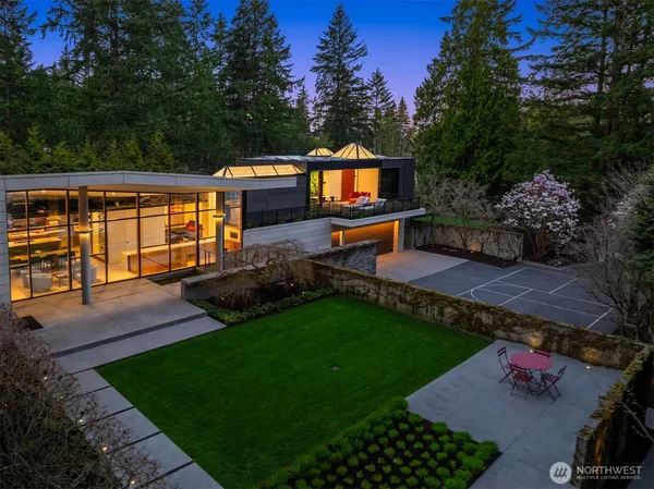 $7,500,000 | 4445 140th Avenue Northeast, Bellevue, WA 98005