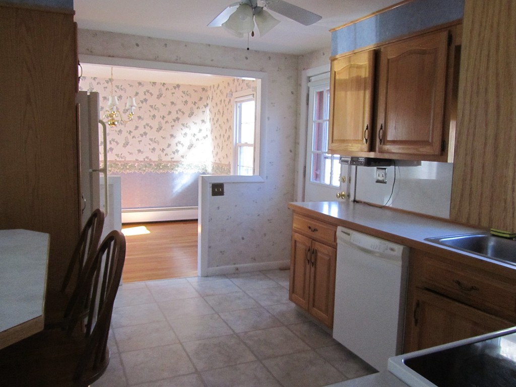 15 Midland Road Boylston, MA 01505 - Photo 5 of 19 Gallery Image 5