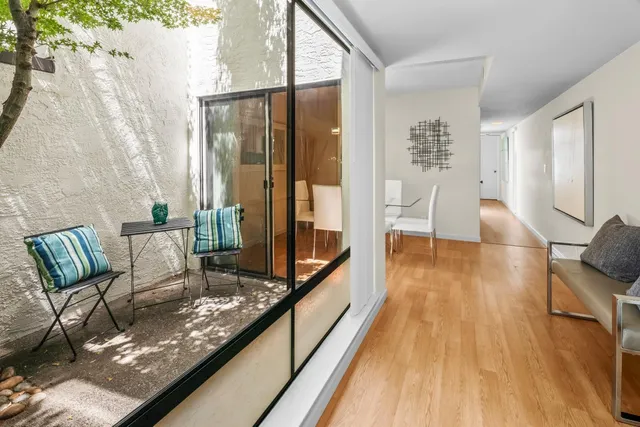 $899,000 | 2001 Alameda De Las Pulgas, Unit 174, San Mateo, CA 94403