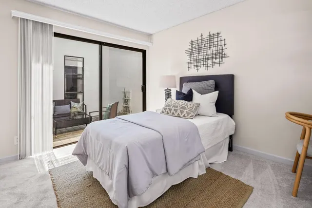 $899,000 | 2001 Alameda De Las Pulgas, Unit 174, San Mateo, CA 94403