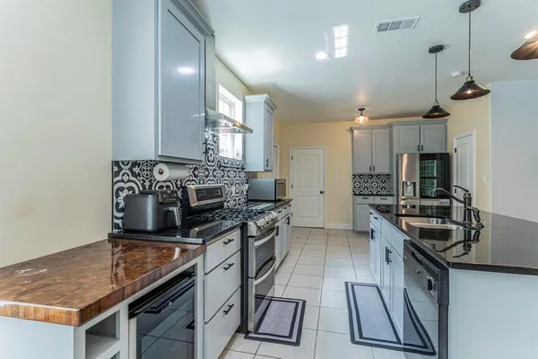 $3,750 | 1115 Douglas Drive, Cedar Hill, TX 75104