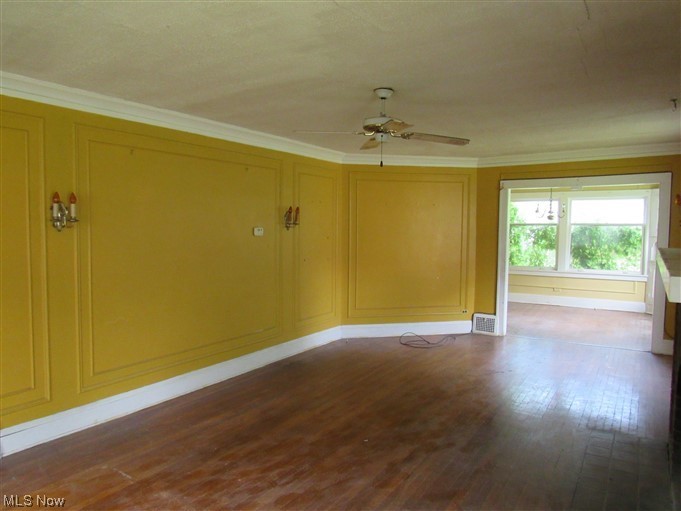 2071 Alton Road Cleveland, OH 44112 - Photo 18 of 35