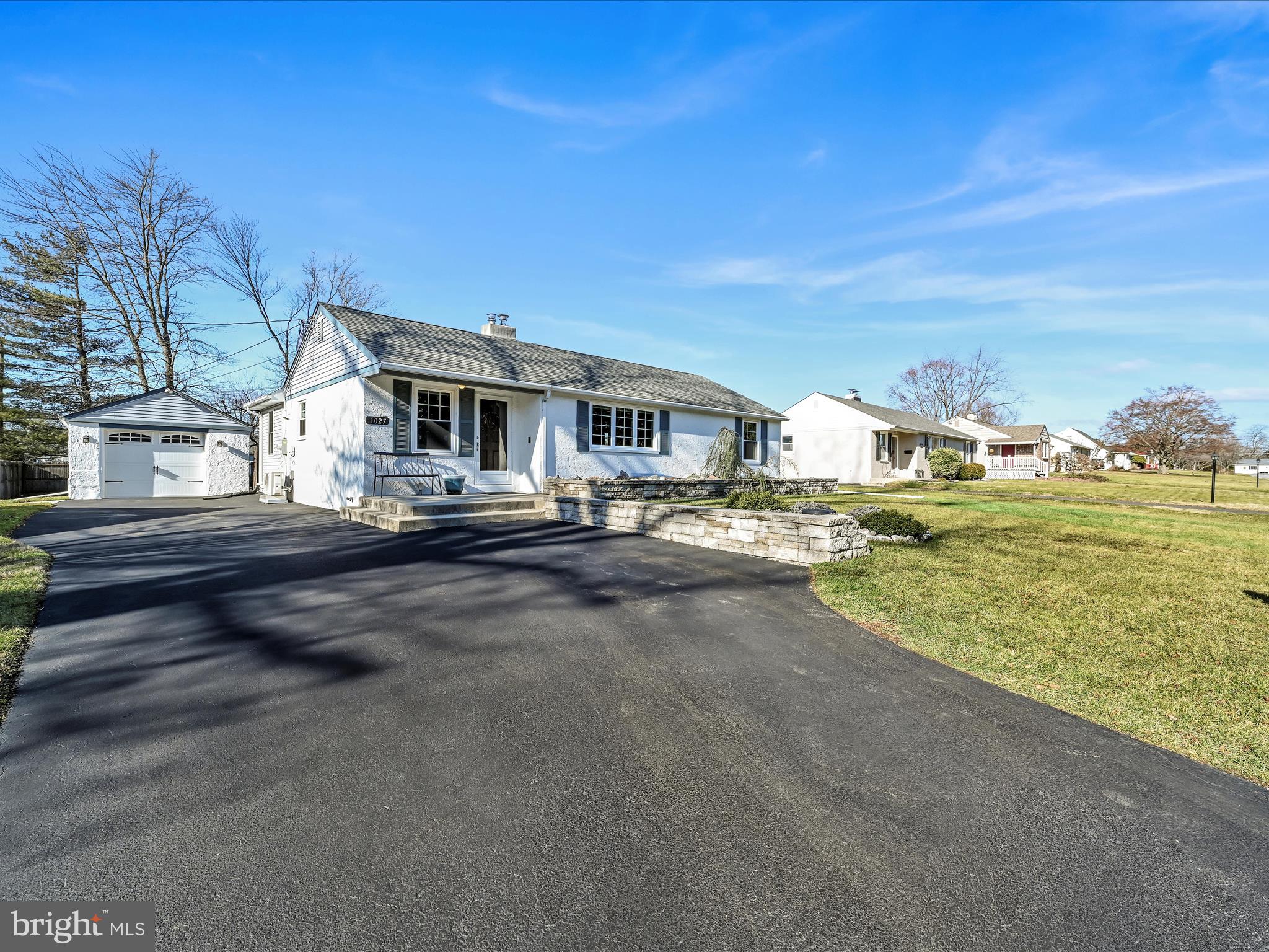 1027 Cardinal Road Audubon, PA 19403 - Photo 2 of 29 Garage and Lots of Parking a Plus!