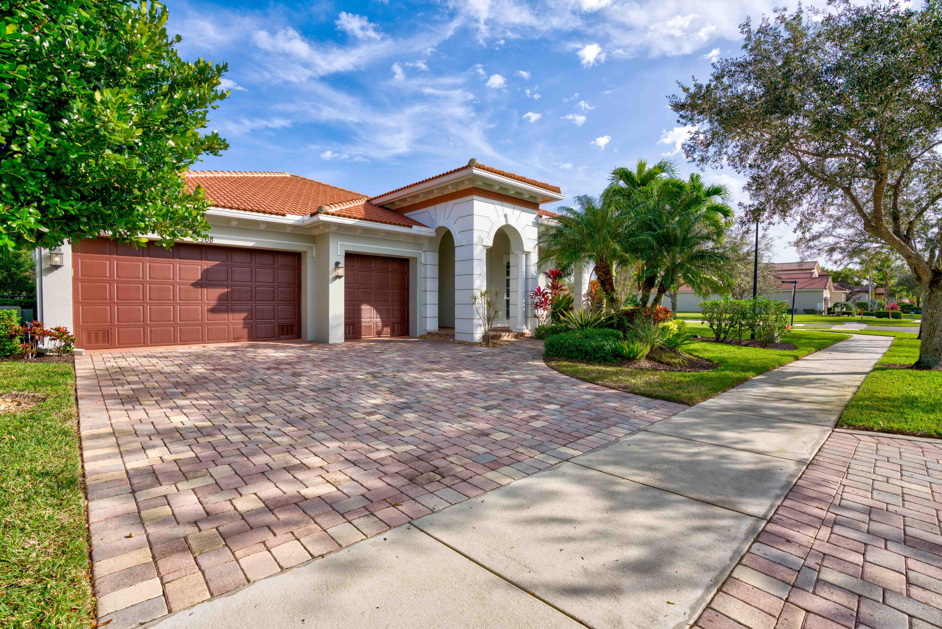 168 Umbrella Place Jupiter, FL 33458 - Photo 5 of 23 04__mlp2556_57_58_59_60
