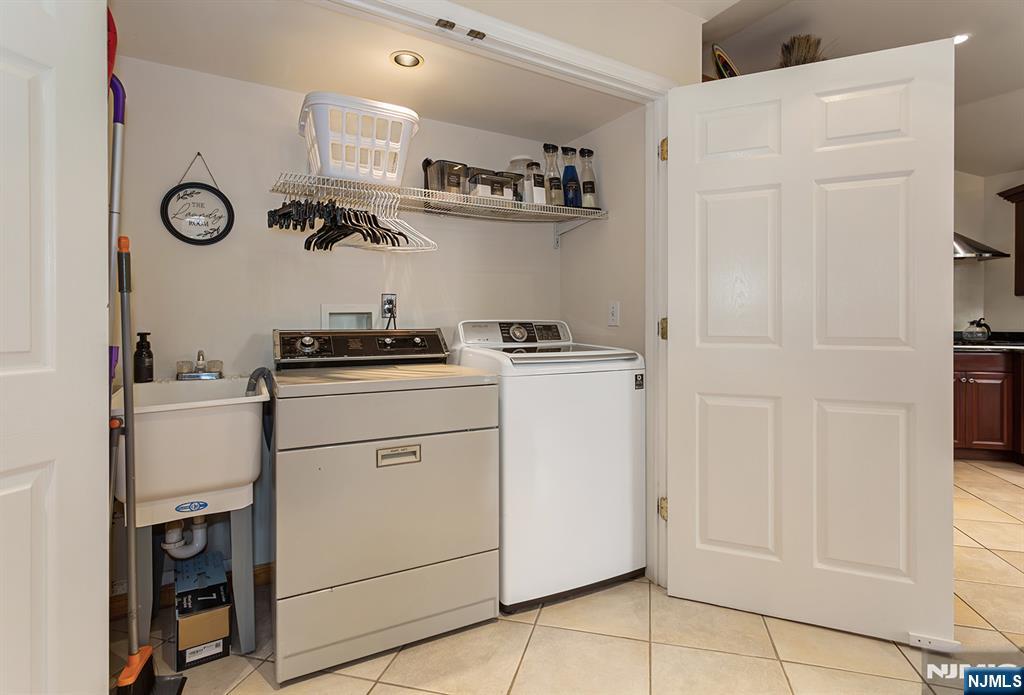 16 Barbara Way Wayne, NJ 07470 - Photo 27 of 35 a room with storage and utility