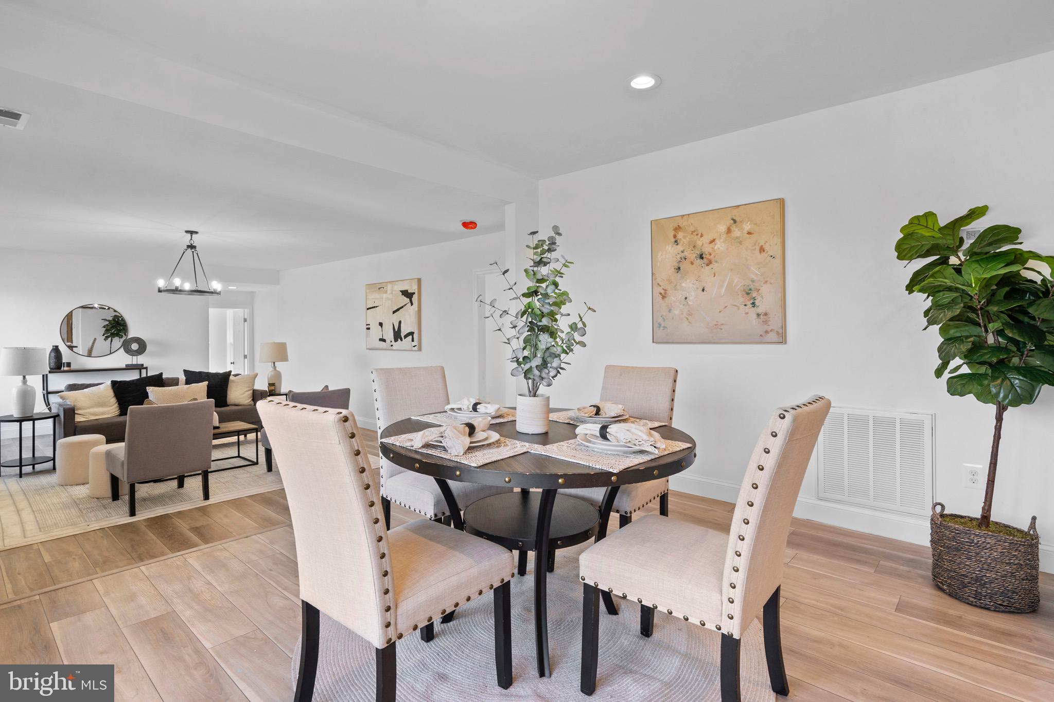 1610 Solomons Island Road Huntingtown, MD 20639 - Photo 16 of 34 Dining Room