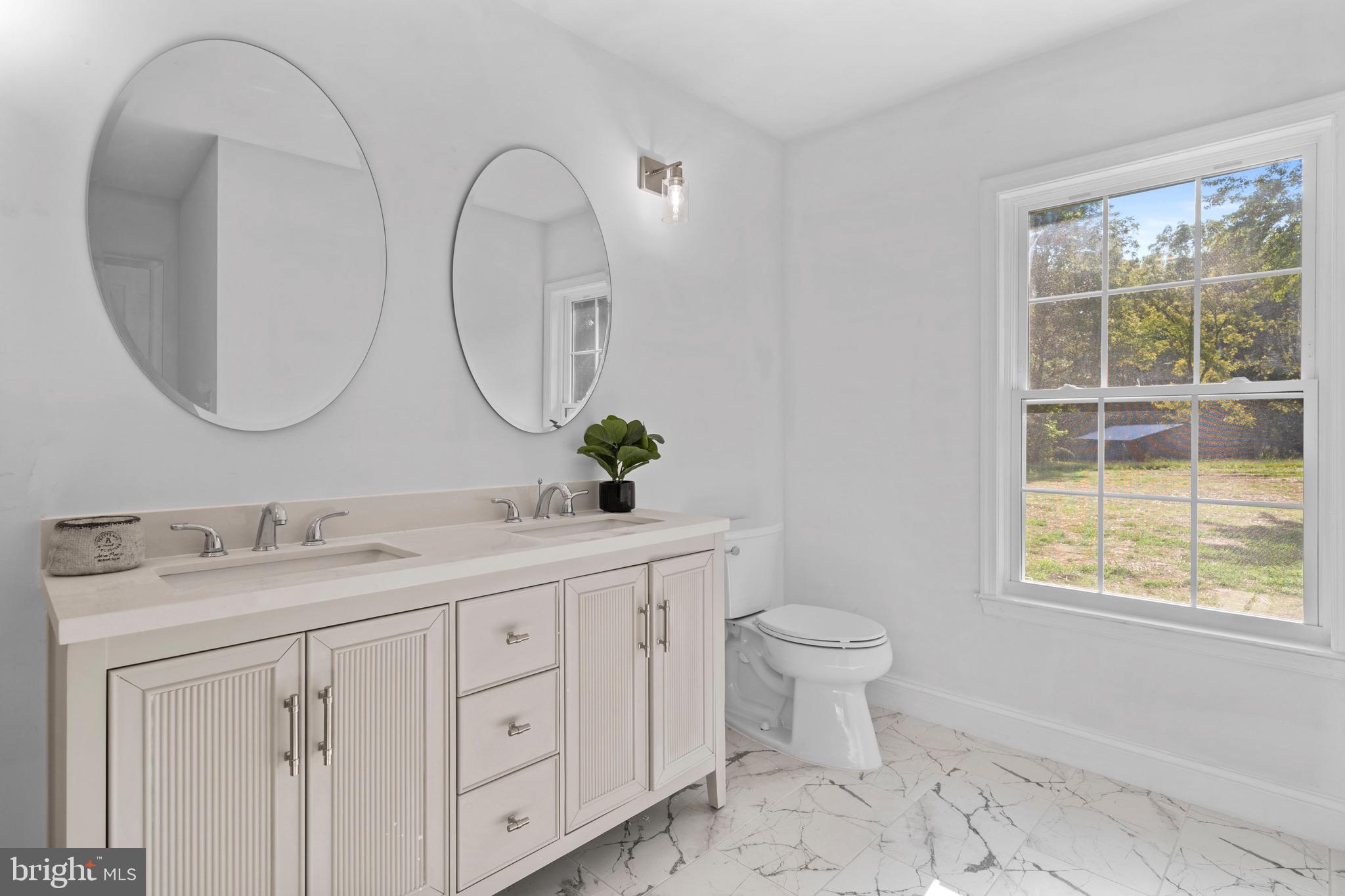 1610 Solomons Island Road Huntingtown, MD 20639 - Photo 18 of 34 Owner Suite Bathroom