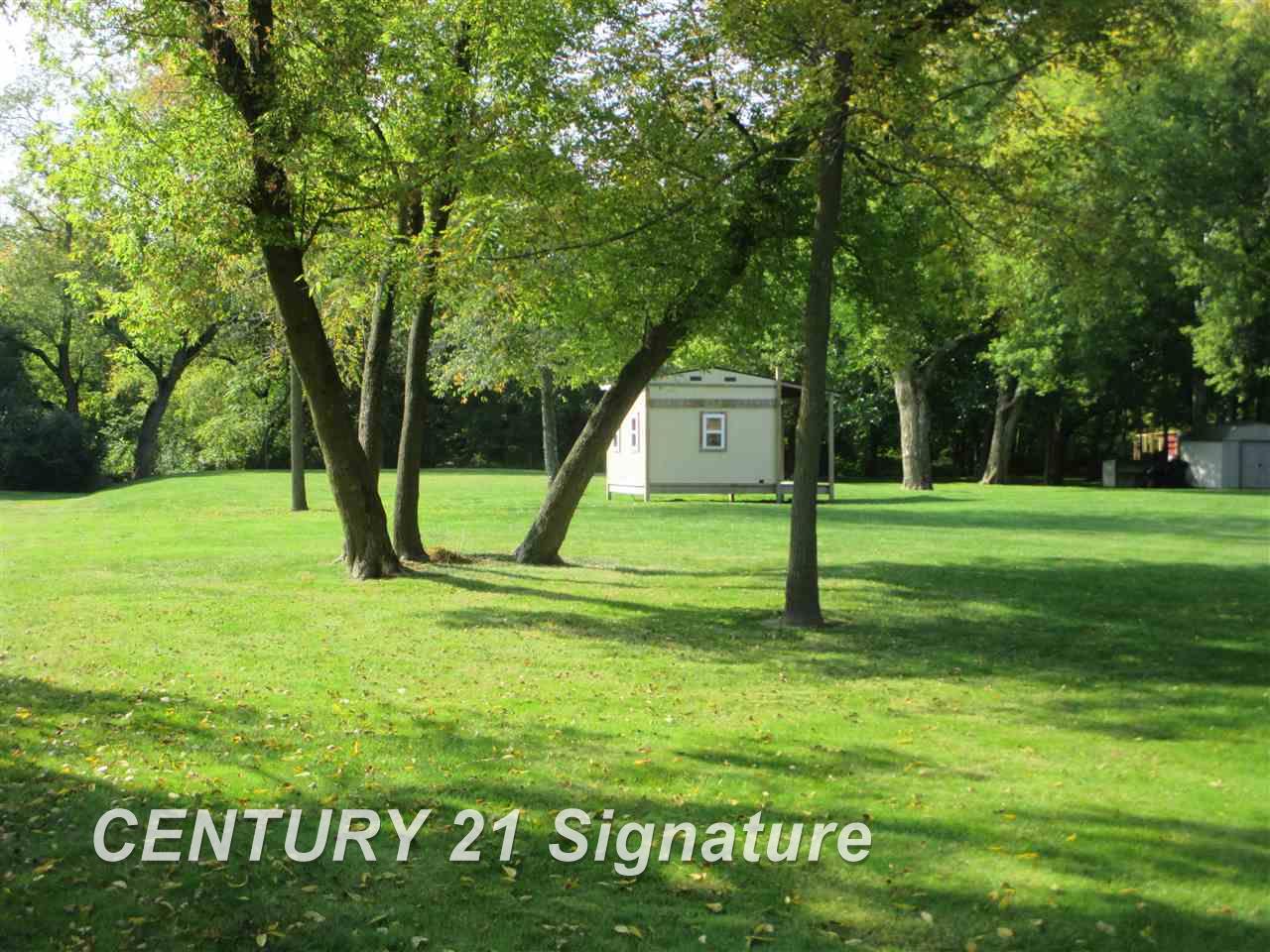 8075 Beecher Road Flushing, MI 48433 - Photo 4 of 42
