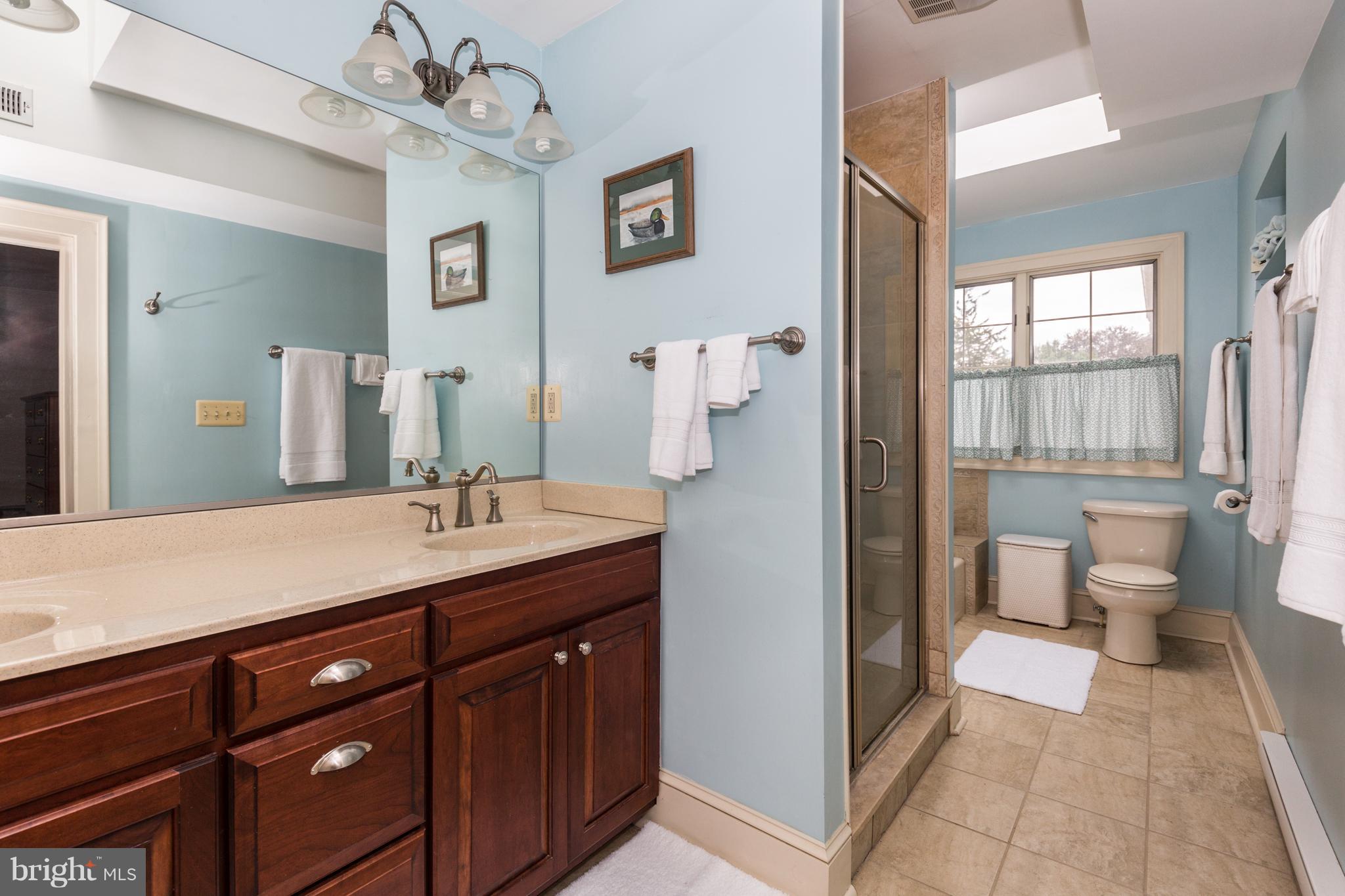 523 Washington Road Westminster, MD 21157 - Photo 16 of 30 Bath (Master)