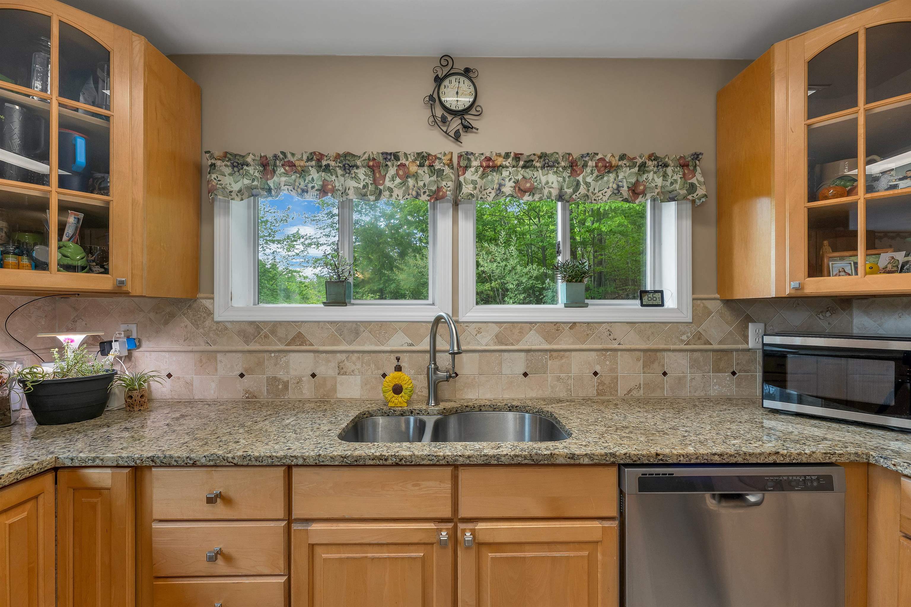 495 North Shore Road Chesterfield, NH 03462 - Photo 8 of 38