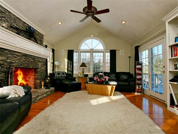 7 Adam Taylor Road Sterling, MA 01564 - Photo 4 of 18 Gallery Image 4