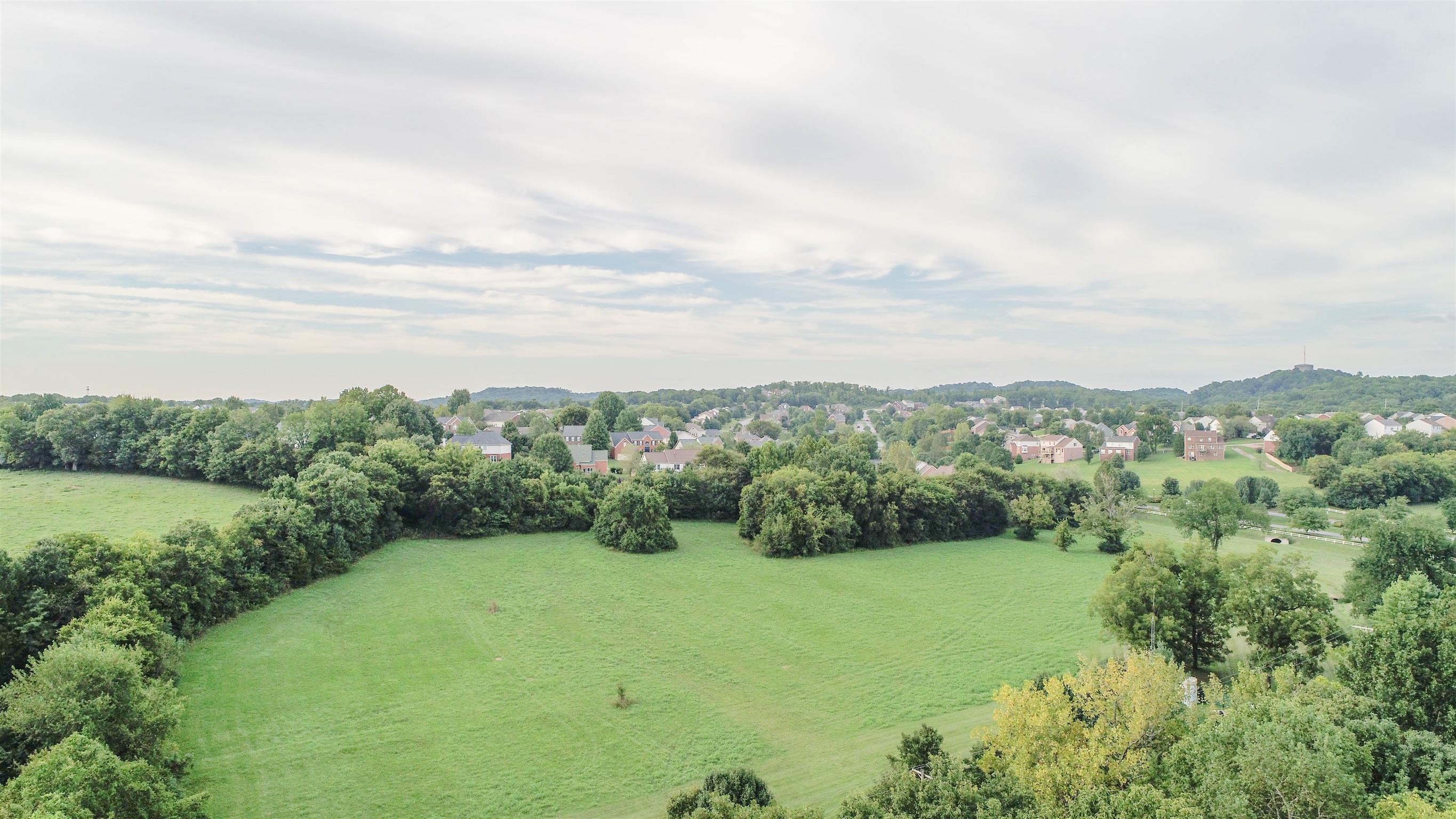 1345 Center Point Road Hendersonville, TN 37075 - Photo 11 of 27 a view of a green field with lots of green space