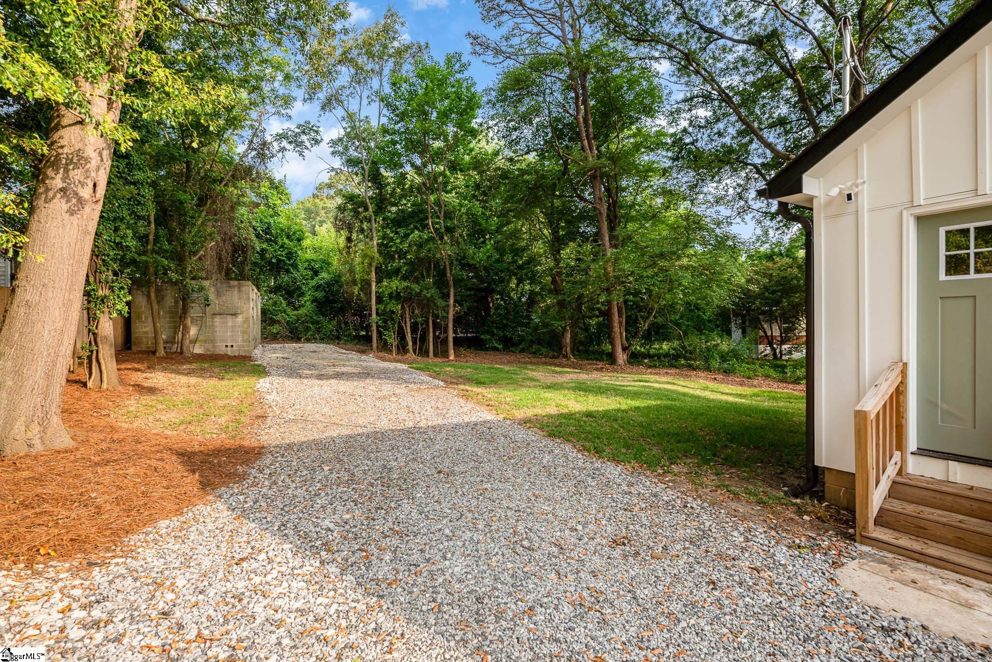 7419 Valley Falls Road Spartanburg, SC 29303 - Photo 17 of 22 Gallery Image 17
