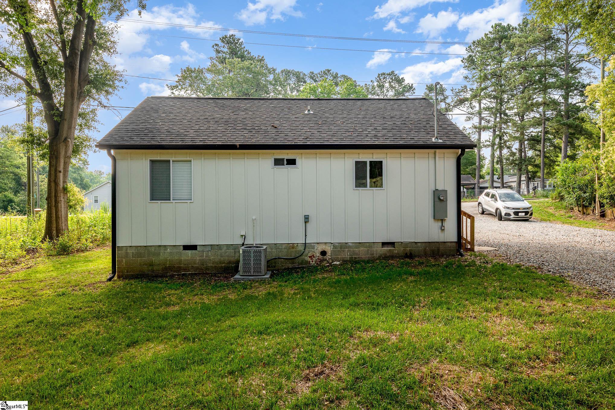 7419 Valley Falls Road Spartanburg, SC 29303 - Photo 19 of 22 Gallery Image 19